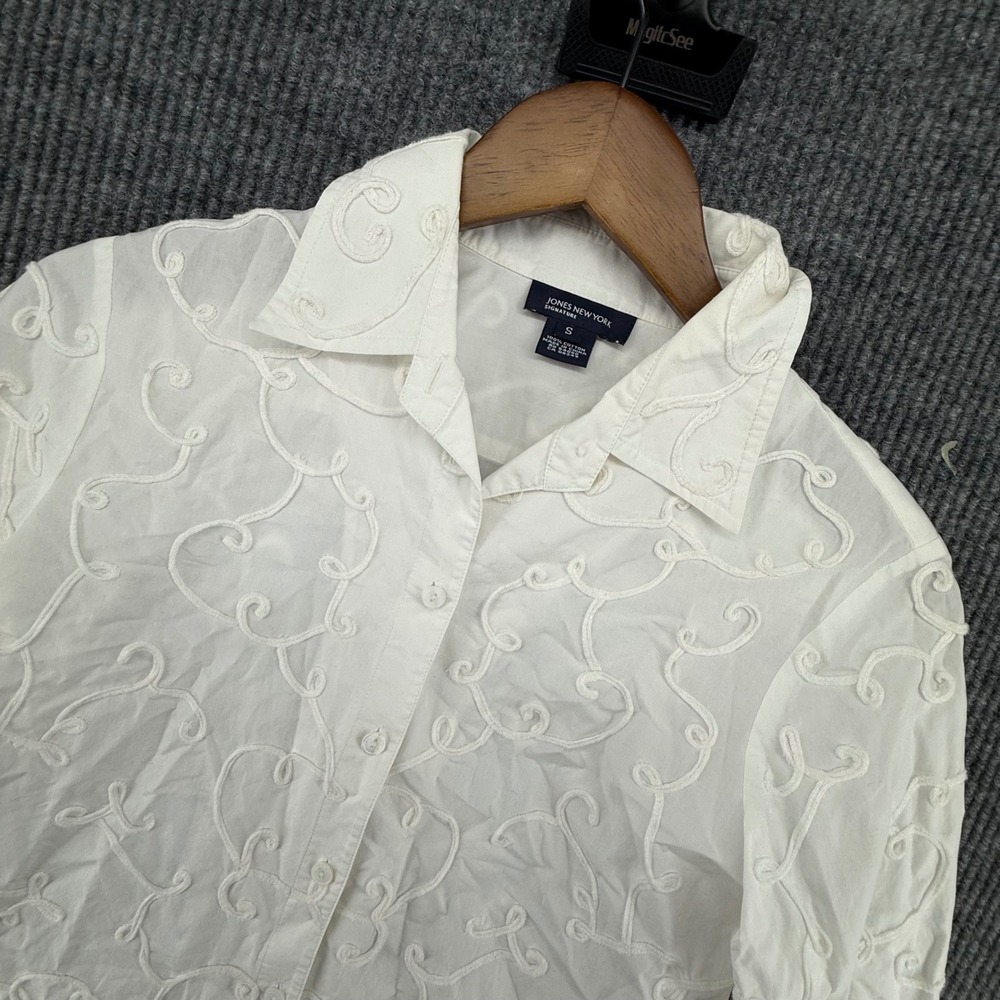 Vintage Jones New York Shirt Womens Small White Excellent Embroidered Button Up